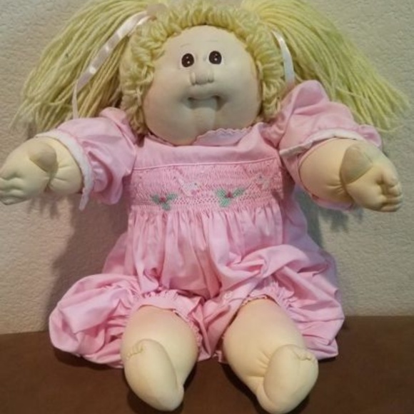 Cabbage Patch Kids Other - Cabbage Patch Kids Little People Soft Girl Doll